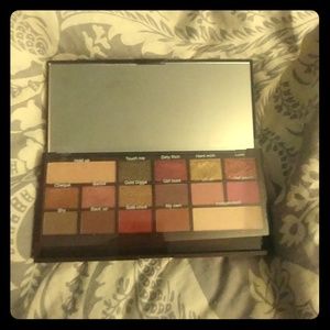 Makeup Revolution Rose Gold Chocolate Palette